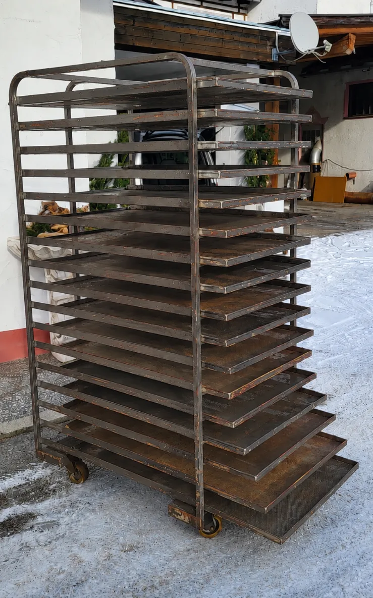 Verschmutzter Stikkenwagen
